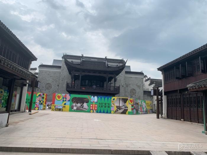现代温泉屋逃脱2
